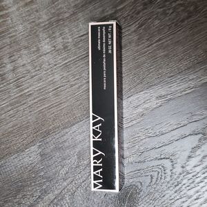 Mary Kay Ultimate Mascera